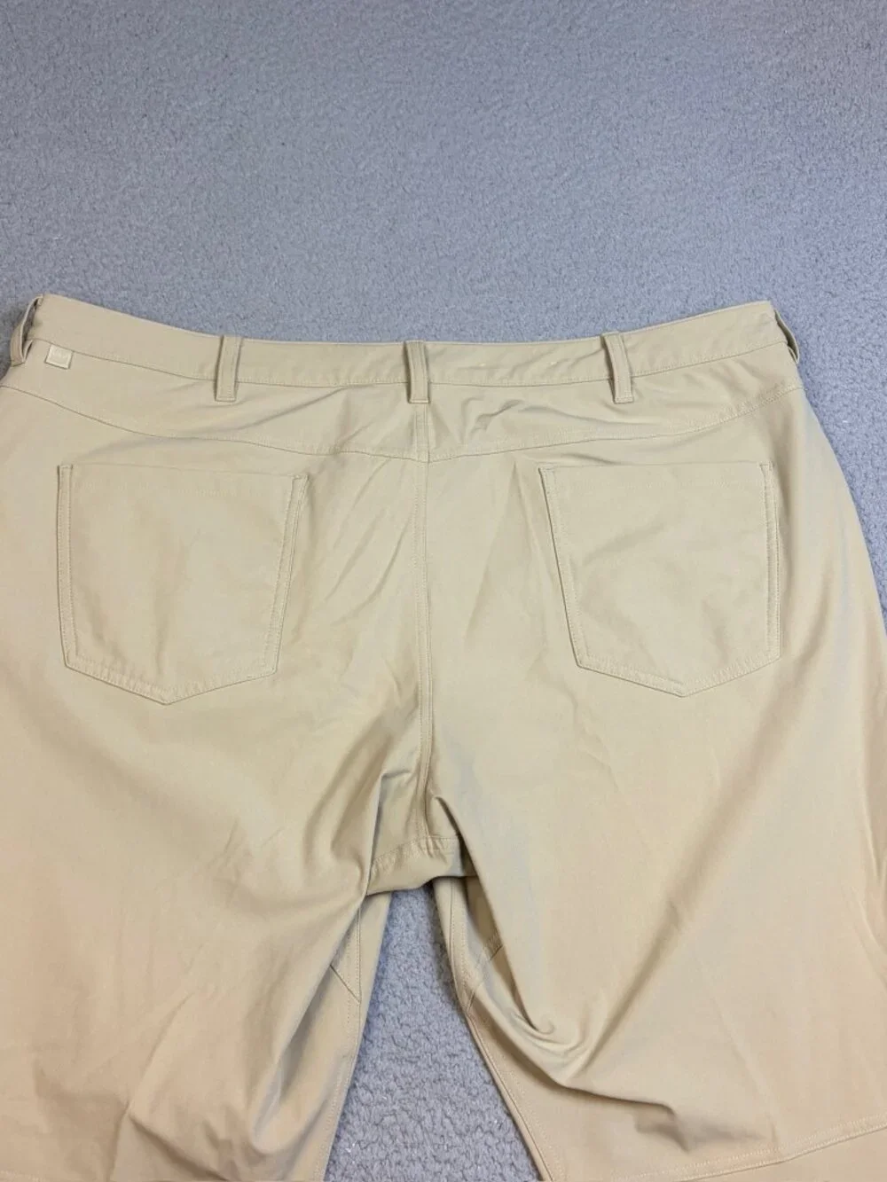 Lululemon Commission Pants Mens 44x33 Beige Performance Chino Stretch Pockets